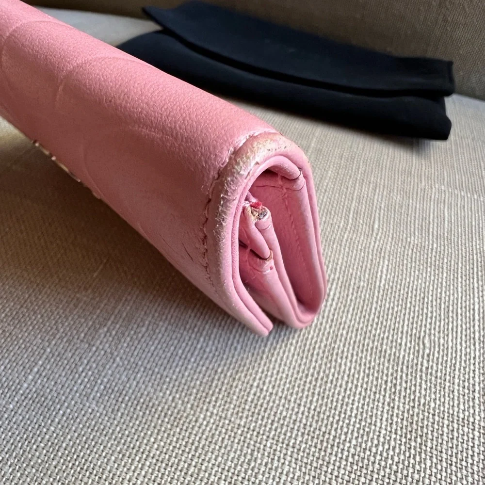 Chanel Camellia Card Holder second hand - Picture 8 of 14